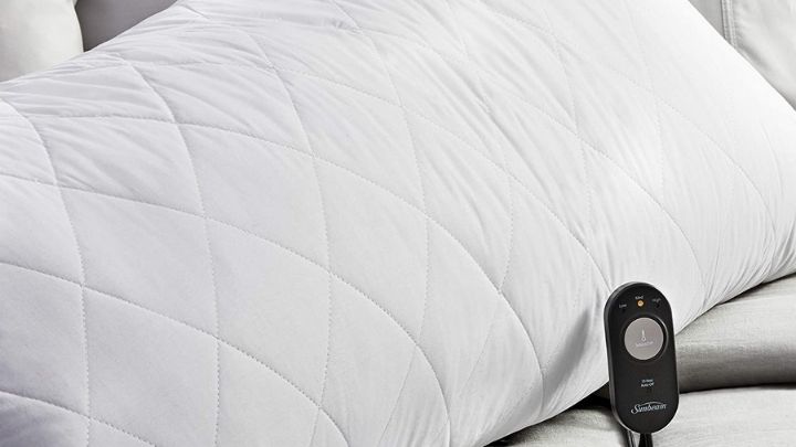 Best Heated Body Pillow: Sunbeam Heated Body Pillow Review